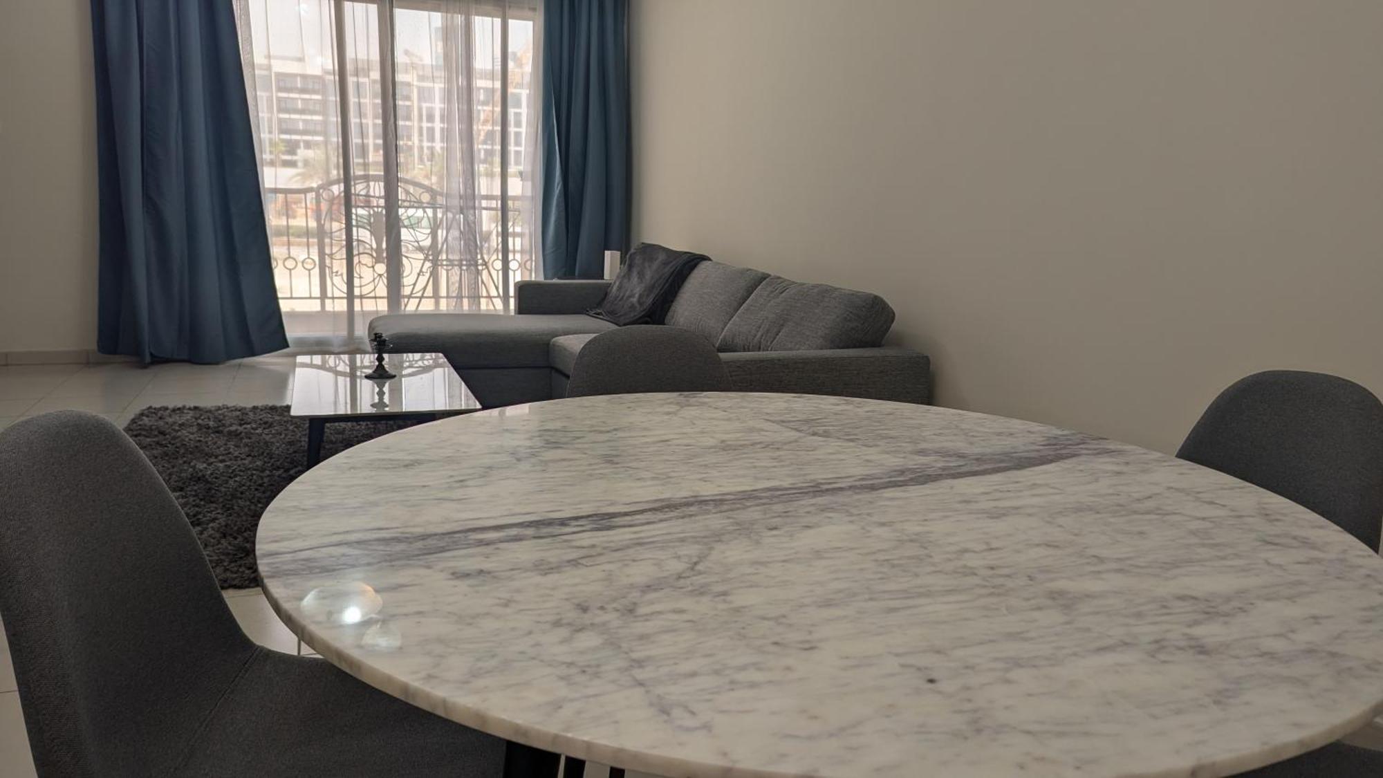 Spacious Flat At Emirates Gardens Jvc Apartment